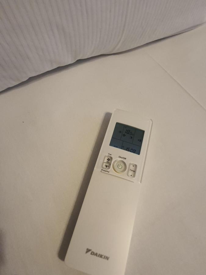 Hotel Pension Graf 콘스탄츠 외부 사진