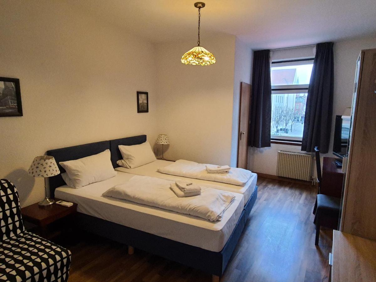 Hotel Pension Graf 콘스탄츠 외부 사진